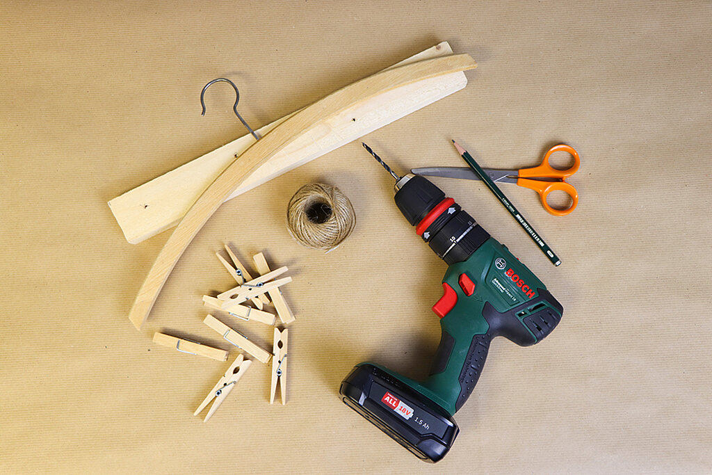 Kleiderbügel Hack Material