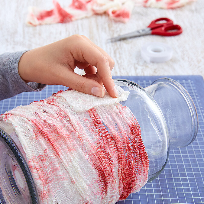 Leuchtende DIY-Deko zu Halloween