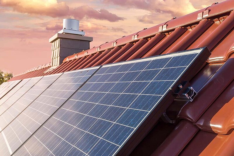 Energetisch sanieren Dach Photovoltaik