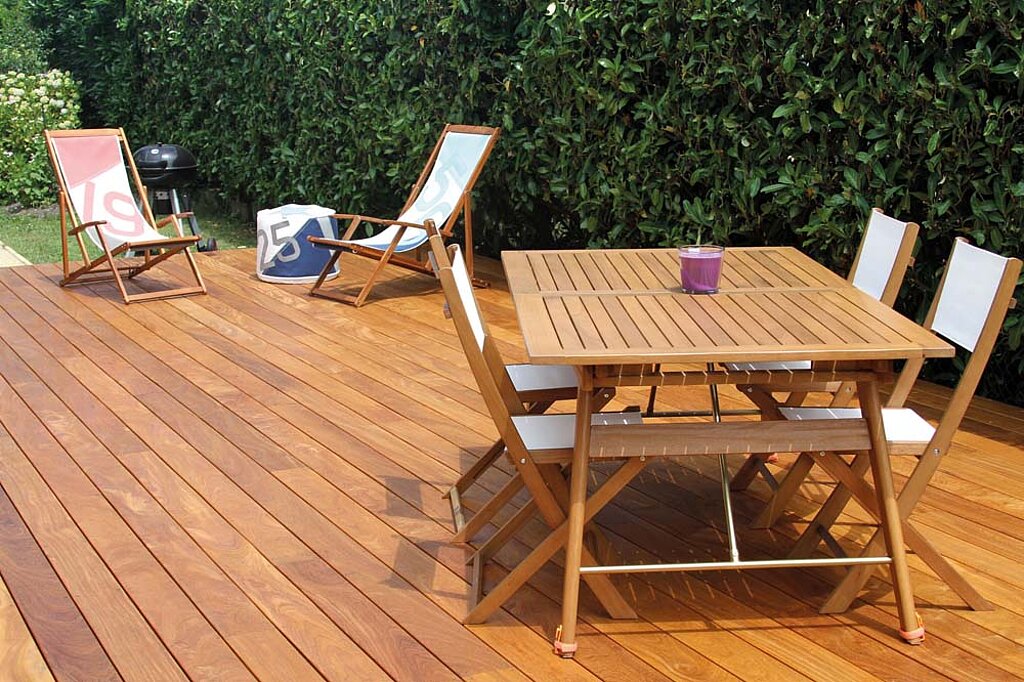 Holzterrasse