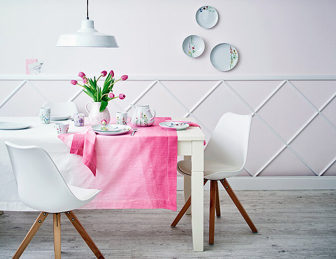 Wandgestaltung mit Styroporleisten