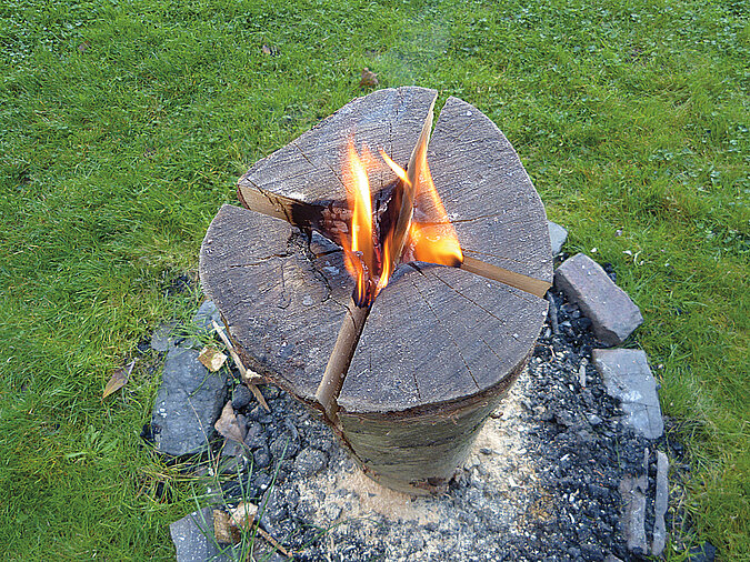 Schwedenfeuer anzünden