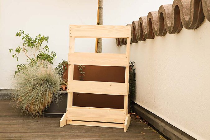 Kräuter-Hochbeet Balkon vertikaler Garten 