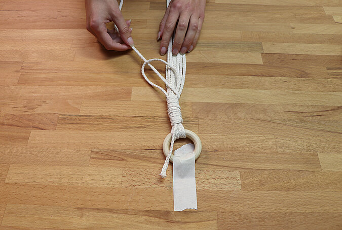 DIY Academy-Makramee-Vogeltraenke-Wickelknoten-05