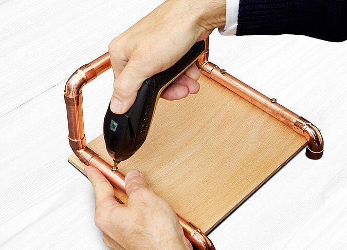 Laptophalter Ständer Kupfer zusammenbauen