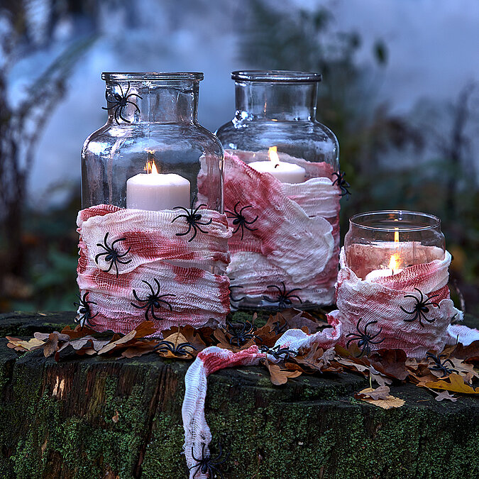 Leuchtende DIY-Deko zu Halloween