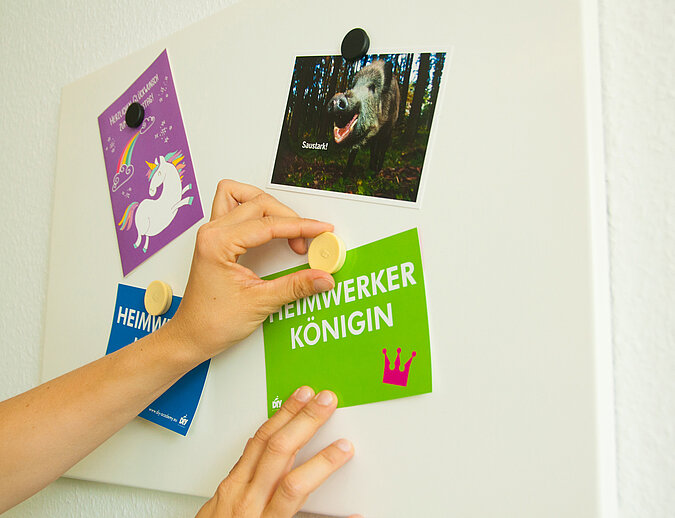 Bohrschablone: Bilder aufhängen