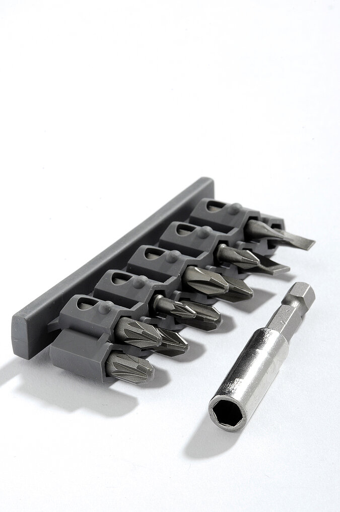 Graues Bit-Set fuer Schraubendreher