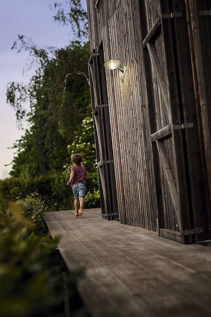 178134716-upl-global-001 01