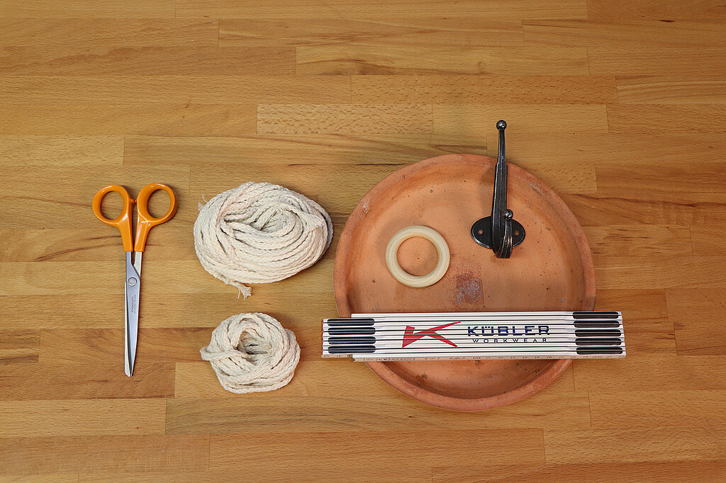 DIY Academy-Makramee-Vogeltraenke-Material