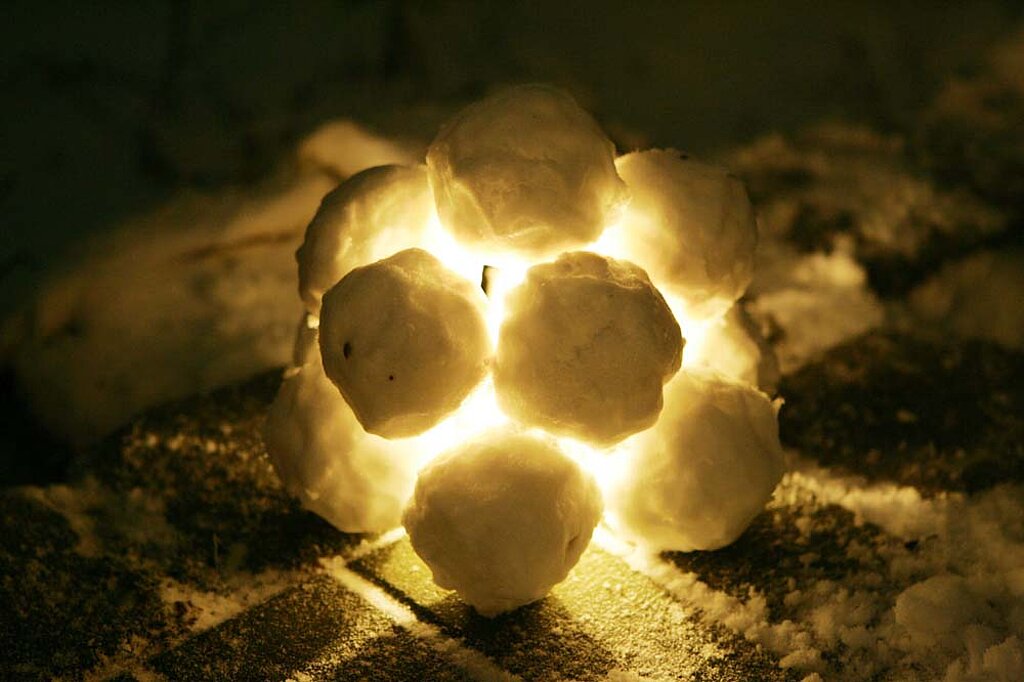 Eislaterne Schnee Licht Kerze Schneeball Leuchte