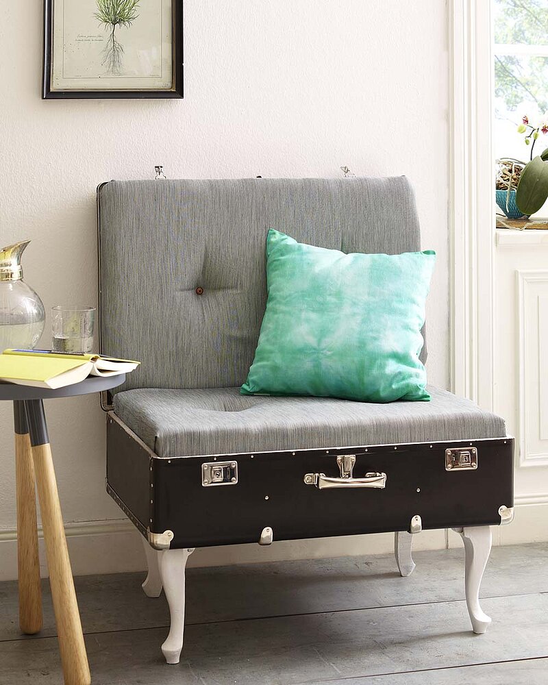 Upcycling Tipp: Ein Koffer wird zum Sessel