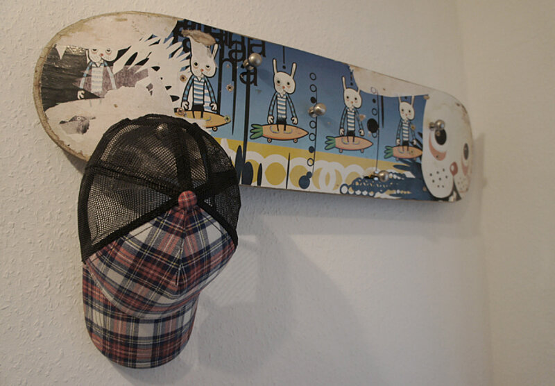 Skateboardgarderobe selber machen