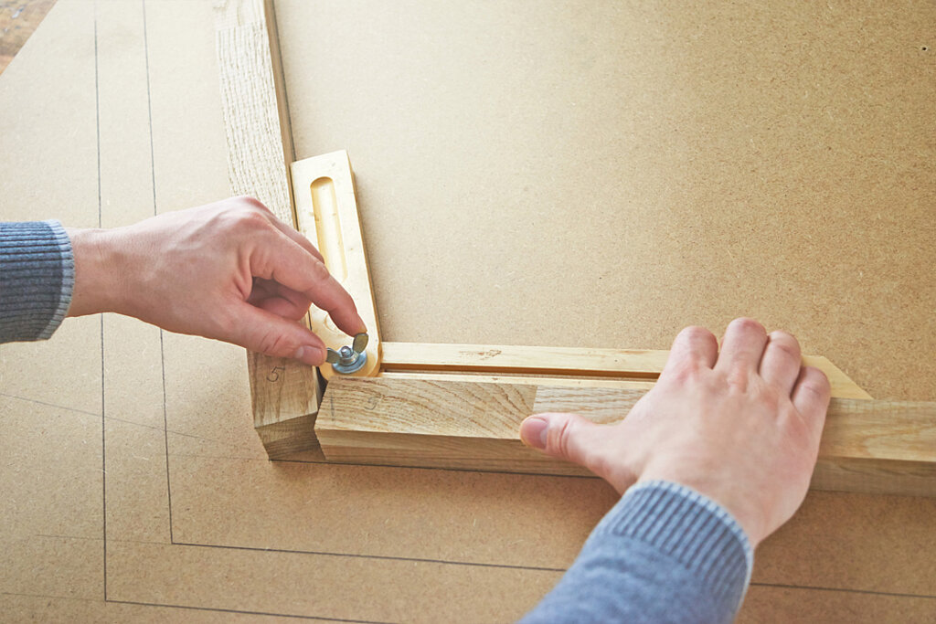 Stuhl aus Weidenruten bauen