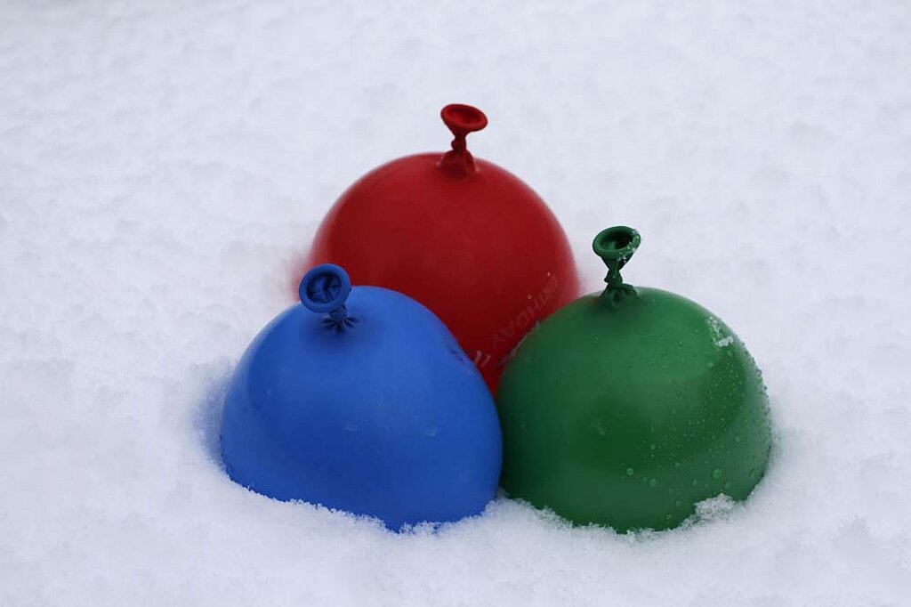Eislaterne Schnee Licht Luftballons