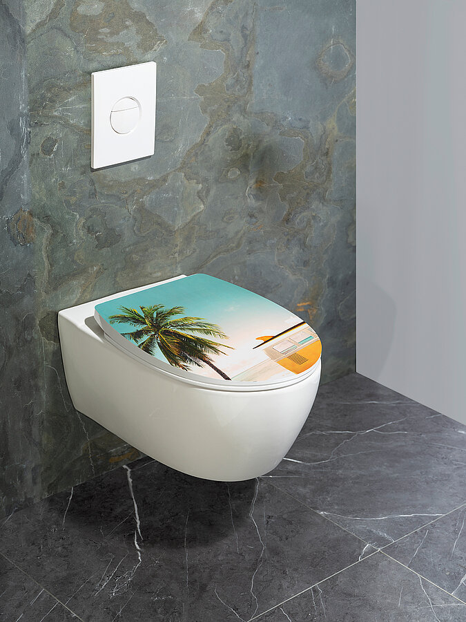 Klodeckel wechseln & pflegen – Designer-WC mit bedrucktem Toilettendeckel in Strandmotiv
