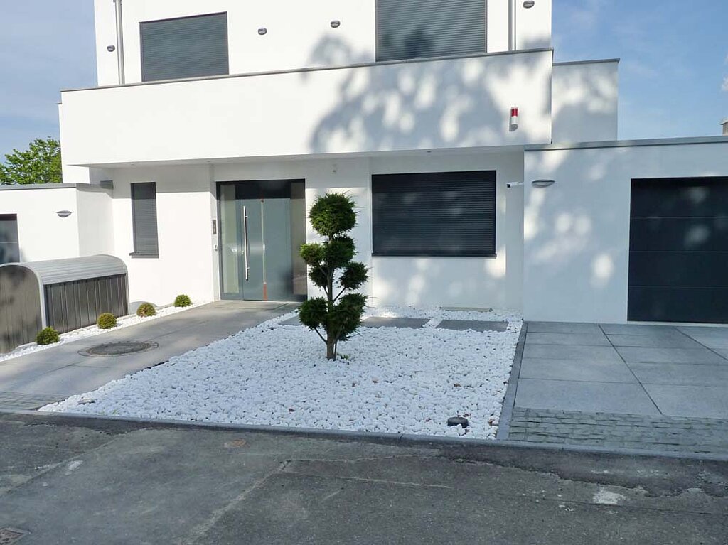 Vorgarten Pflanzen Haus Schotter