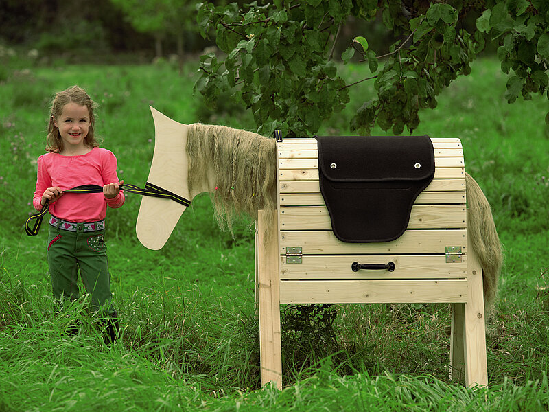 Pferd aus Holz selbst bauen