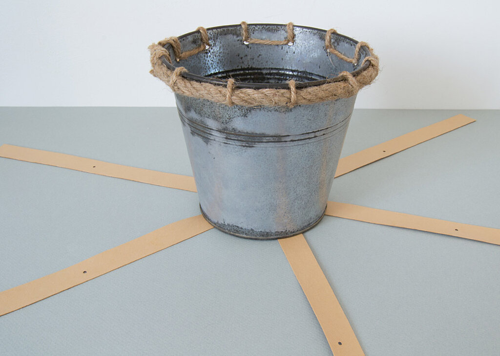 blumenaufh aengung-schrittfoto--2 01