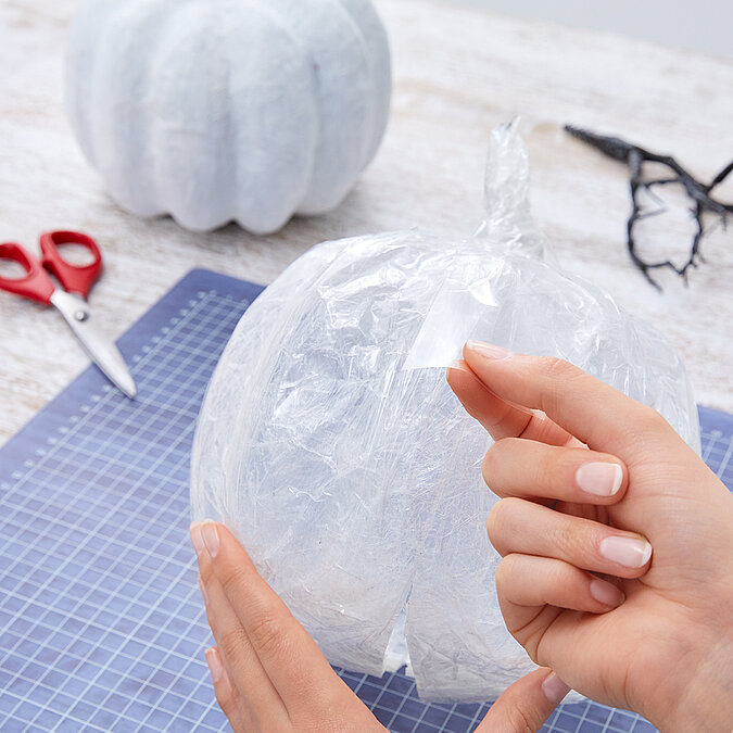 Leuchtende DIY-Deko zu Halloween
