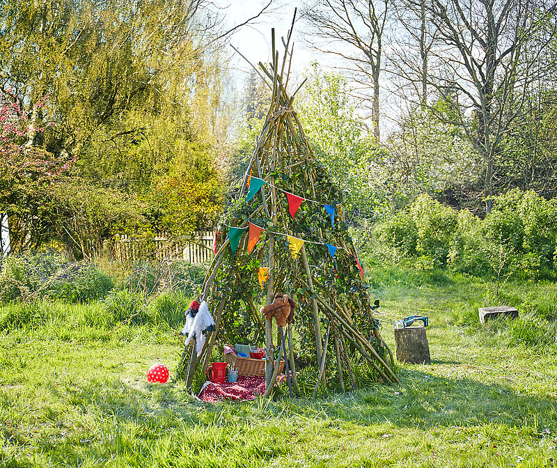 Tipi aus Weiden bauen