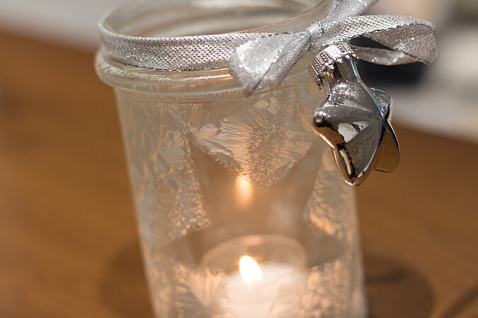 Windlicht mit Eisblumendekor