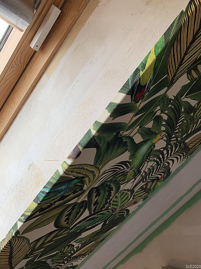 Ecken, Kanten und Fensterlaibungen tapezieren