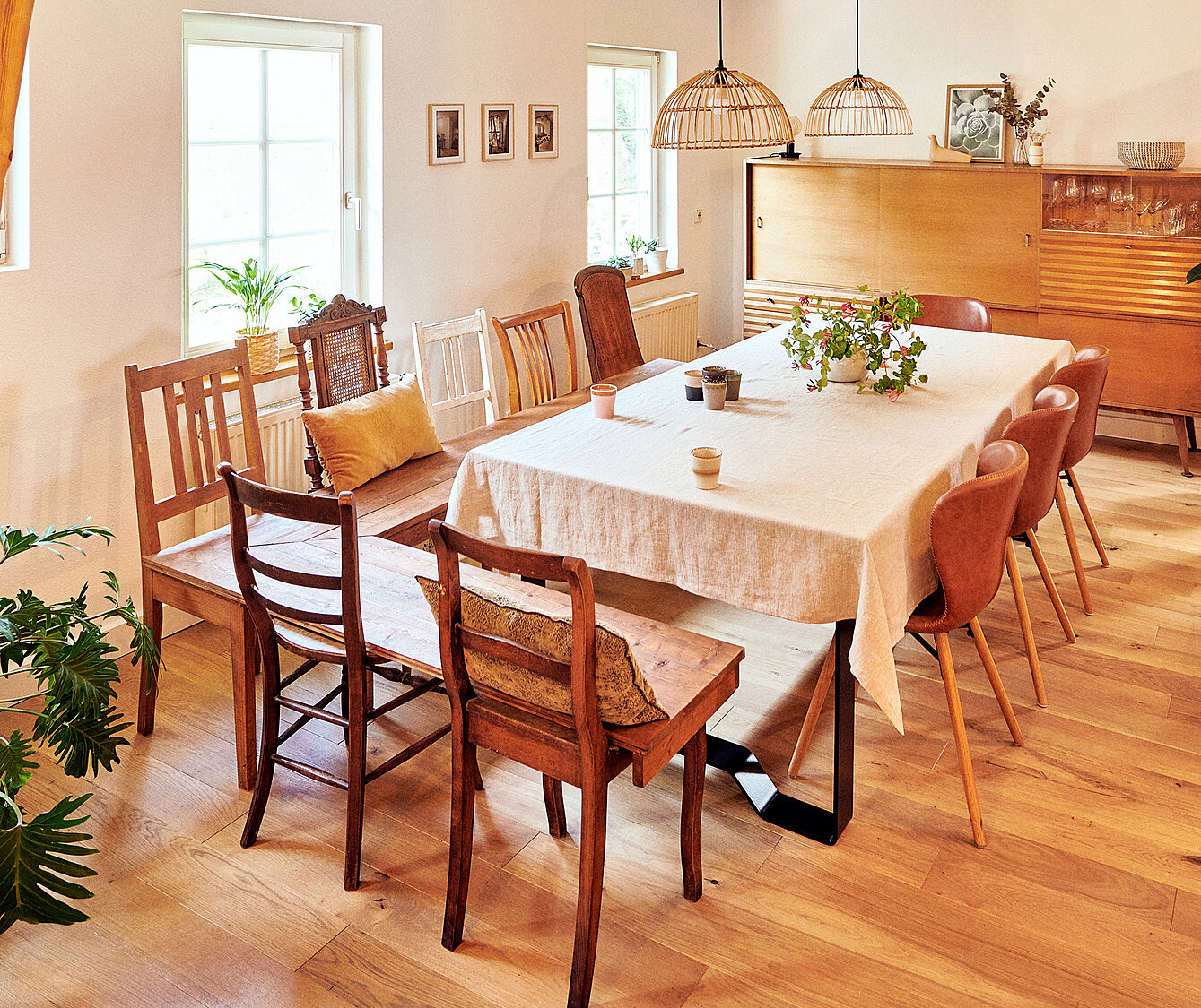 Eckbank selber bauen aus alten Stühlen – DIY & Upcycling