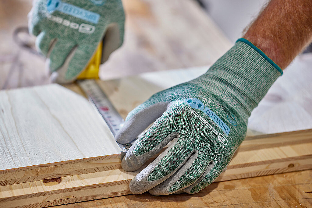 Arbeitshandschuhe aus recycleten PET-Flaschen