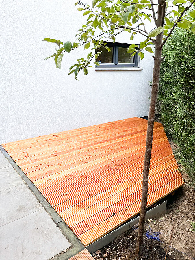 Terrasse mit Holzdecks vergrößern