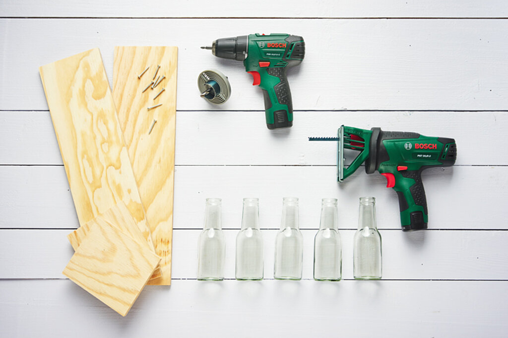 Glasflaschen-Upcycling für Blumen