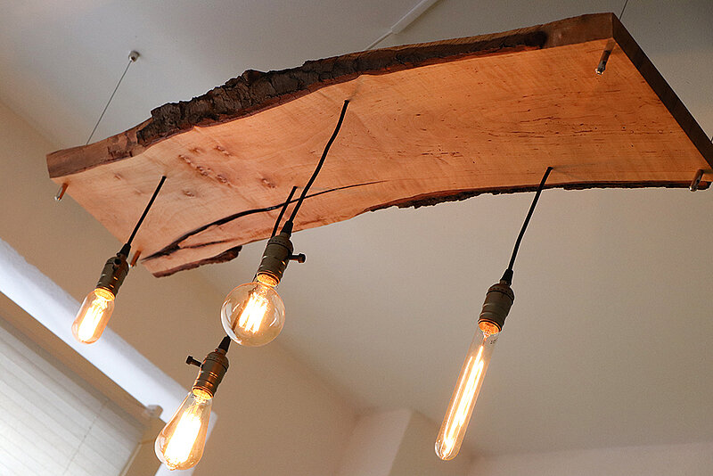 Retroleuchte aus Holz bauen