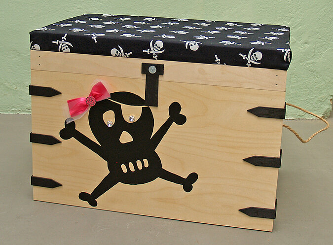 Piratenkiste bauen