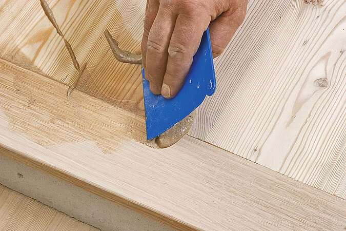 Holzboden ausbessern