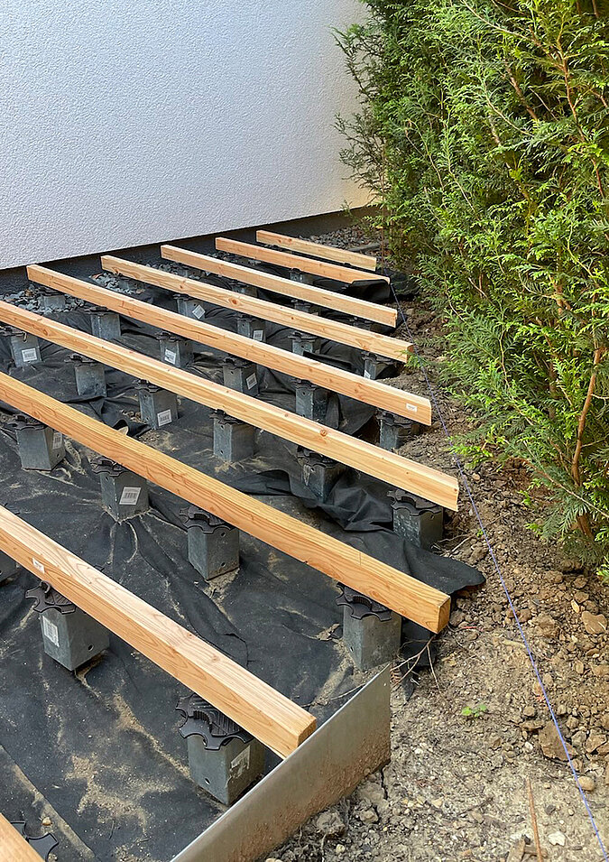 Terrasse mit Holzdecks vergrößern