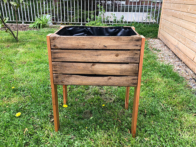 DIY Academy Obstkisten Hochbeet einfach 01