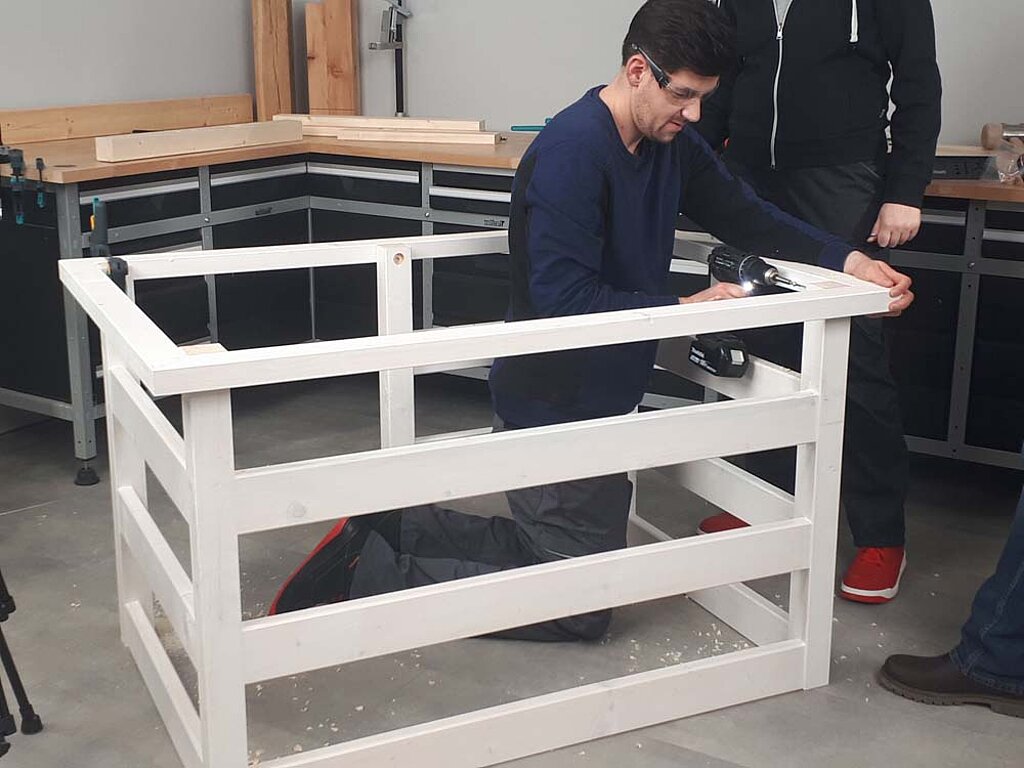 Hundebox Hundehütte bauen