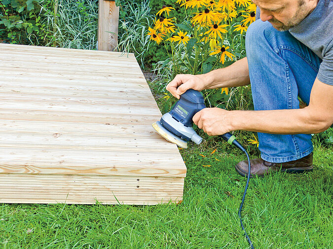 Holzdeck: Schnittkanten glätten