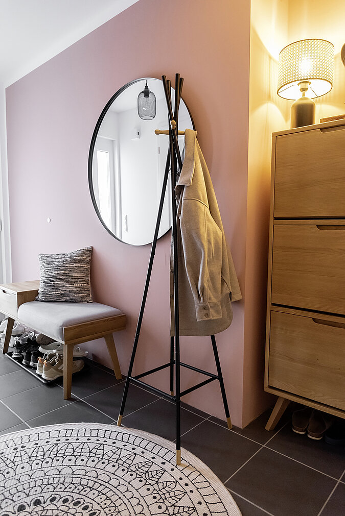 Standgarderobe im Flur