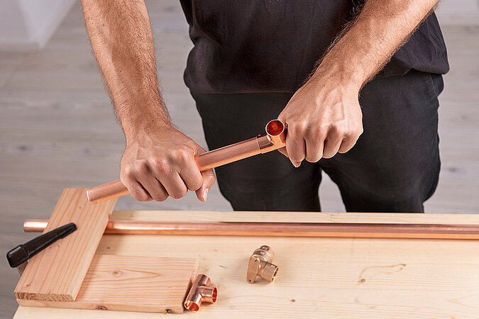 Garderobe aus Kupfer 