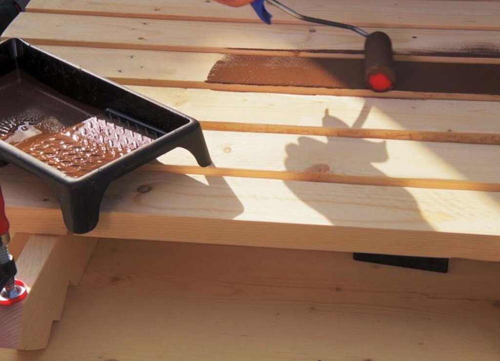 Gartenliege aus Paletten