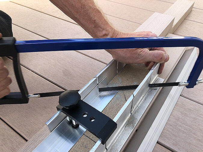 Terrassendielen auf Balkon verlegen