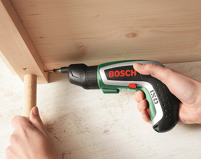 Beistelltisch auf Beinen